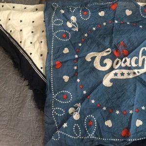 Bundle of two scarfs